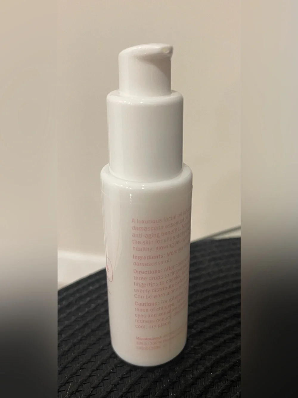 dōTERRA Moringa Rose Nourishing Oil — Pink and White
